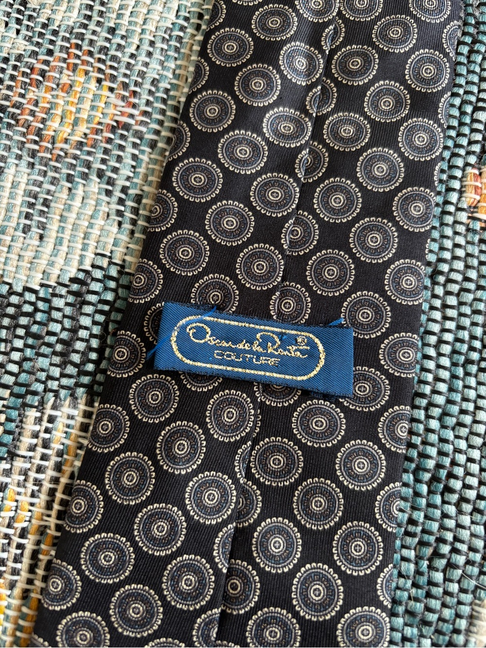 Oscar de la Renta Couture Grey and Navy Medallion Silk Tie